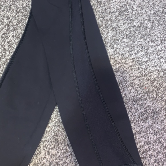 black lululemon align leggings - Picture 3 of 6